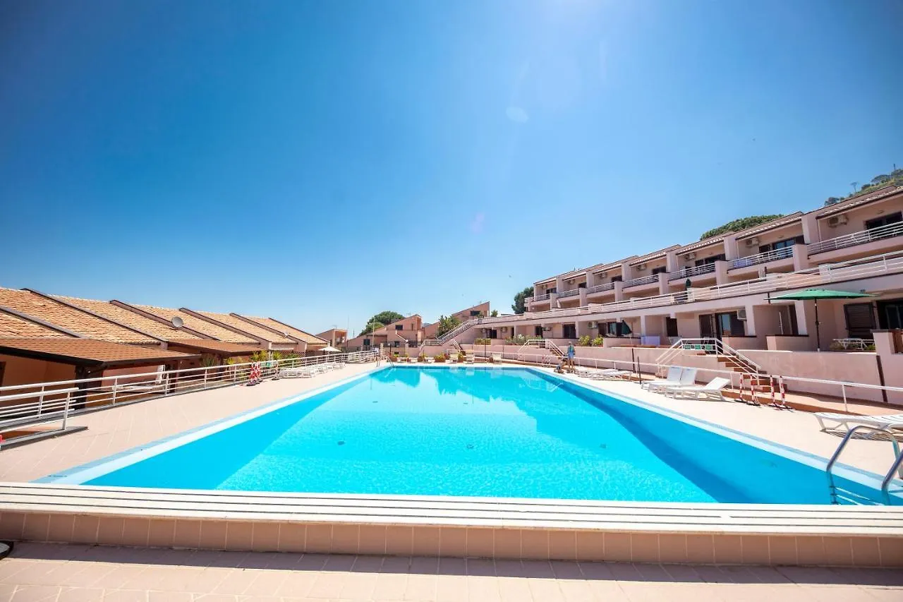 Kelly Apartments Cefalù Italia